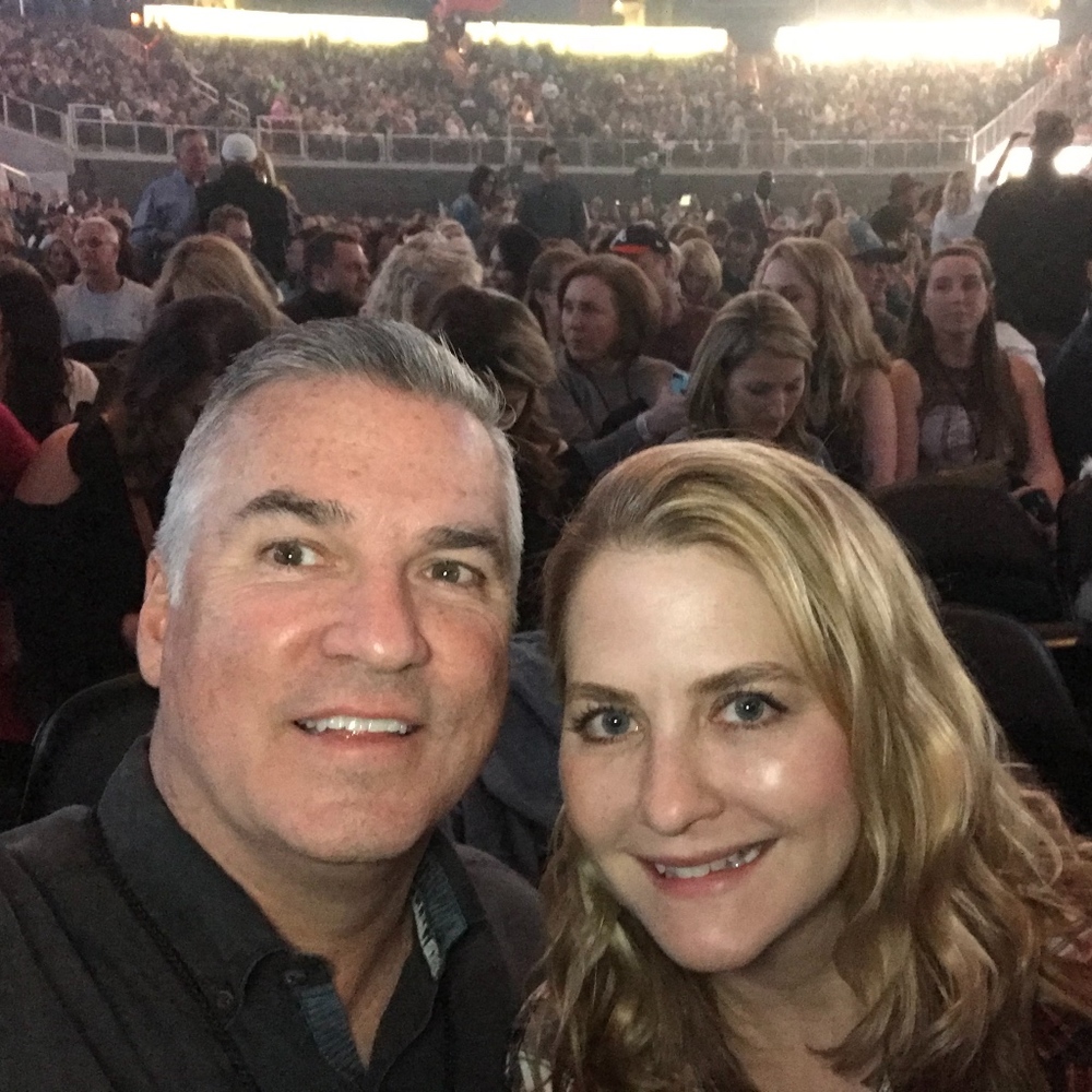 Meet your Posher, Vicktoria